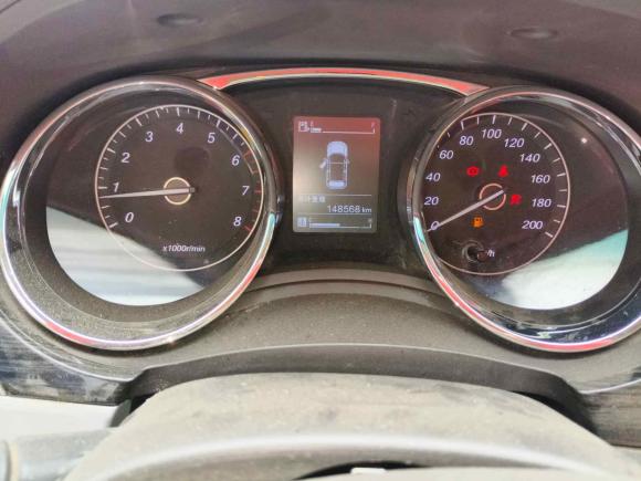 [武汉·鄂A] 二手宝骏宝骏7302016款 1.5T 手动豪华型 7座