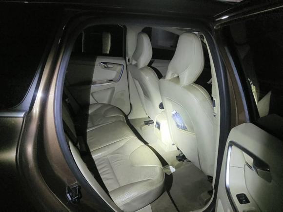 [青岛·鲁B] 二手沃尔沃沃尔沃XC602010款 T6 AWD智雅版