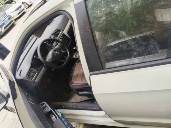 [成都·川A] 二手大众朗行2015款 1.6L 自动风尚版