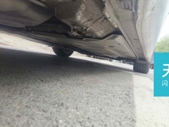 [广州·粤S] 二手大众凌渡2015款 330TSI DSG豪华版