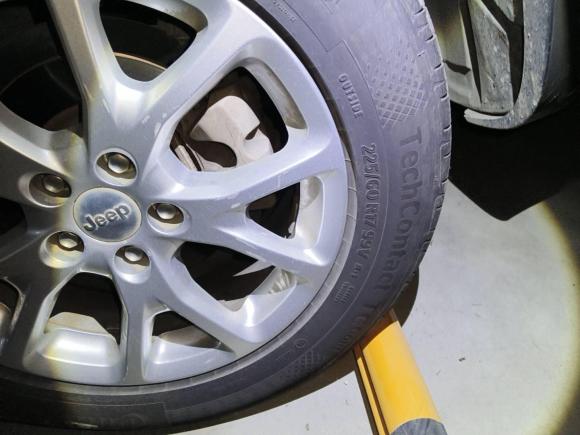 [上海·苏M] 二手Jeep自由光2016款 2.0L 智能版