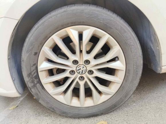 [上海·沪A] 二手大众朗行2013款 1.6L 自动豪华型