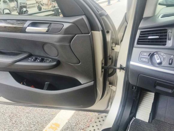 [深圳·粤B] 二手宝马宝马X32013款 改款 xDrive20i 豪华型