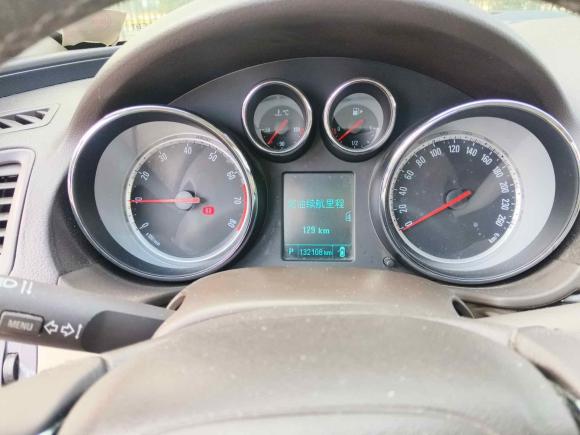 [无锡·苏B] 二手别克君威2014款 2.0L 领先时尚型