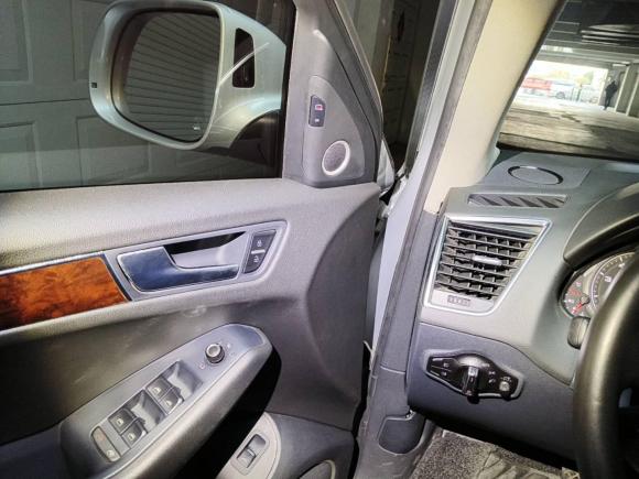 [青岛·鲁B] 二手奥迪奥迪Q52010款 2.0TFSI 舒适型