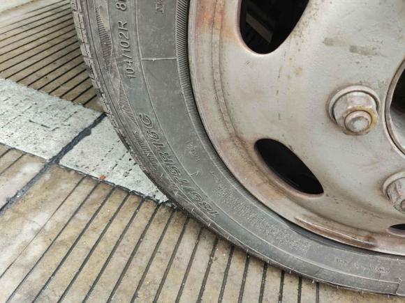 [义乌·鄂A] 二手江汽集团星锐2017款 2.7T 长轴高顶星快运多功能商用车