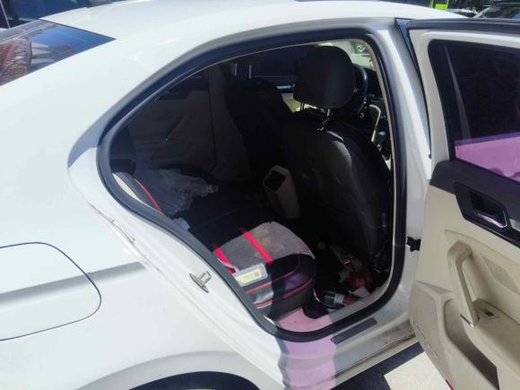 [义乌·浙G] 二手大众凌渡2015款 280TSI DSG舒适版