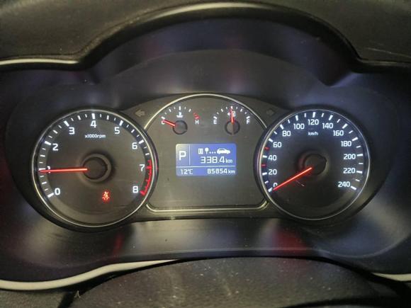 [南京·苏A] 二手起亚佳乐2013款 2.0L 5座自动舒适版 国V