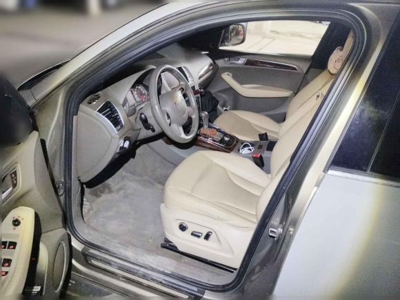 [武汉·鄂W] 二手奥迪奥迪Q52010款 2.0TFSI 舒适型