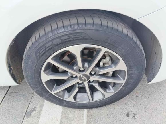 [西安·陕U] 二手奇瑞艾瑞泽52021款 PRO 1.5L 手动青春版