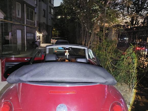 [南通·苏F] 二手大众甲壳虫2006款 2.0 敞篷豪华版