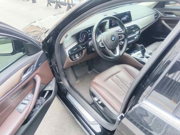 [深圳·粤B] 二手宝马宝马5系新能源2019款 改款 530Le 豪华套装