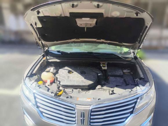 [上海·沪H] 二手林肯林肯MKC2017款 2.0T 四驱尊雅版