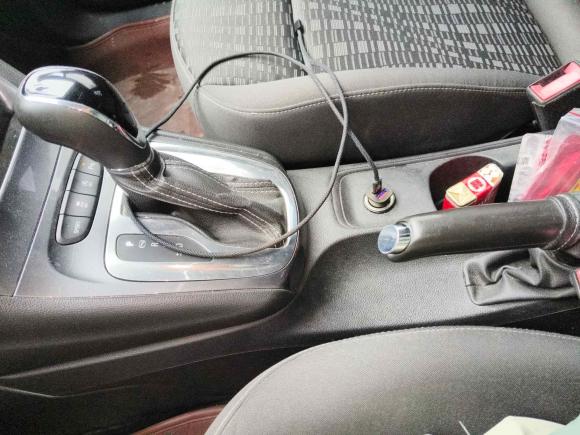 [武汉·鄂S] 二手别克威朗2016款 两厢 15S 自动进取型