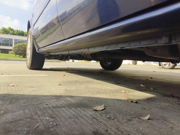 [上海·沪L] 二手别克别克GL82012款 2.4L BASE舒适版