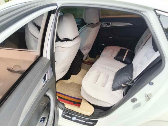 [芜湖·皖B] 二手长安逸动2018款 高能版 1.6L GDI 手动先锋型 国V