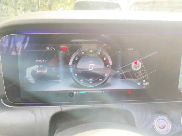 [上海·沪B] 二手奔驰奔驰E级2017款 E 300 L 运动时尚型