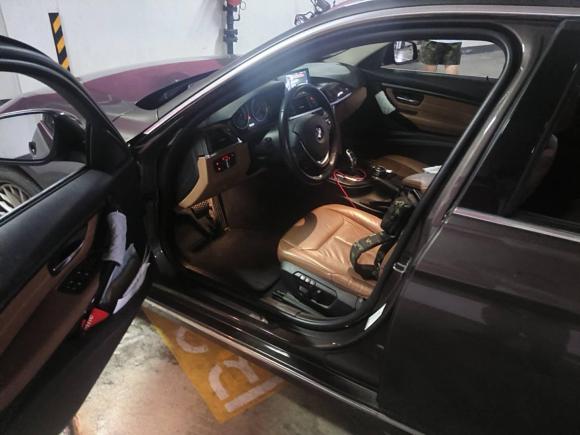 [上海·沪B] 二手宝马宝马3系2014款 320Li 豪华设计套装