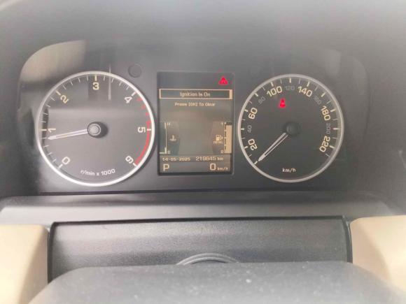 [青岛·鲁B] 二手路虎揽胜运动版2010款 3.0 TDV6 HSE 柴油版