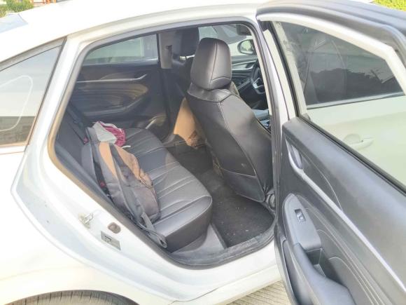 [宁波·浙B] 二手长安逸动2021款 PLUS 1.6L GDI 手动精英型