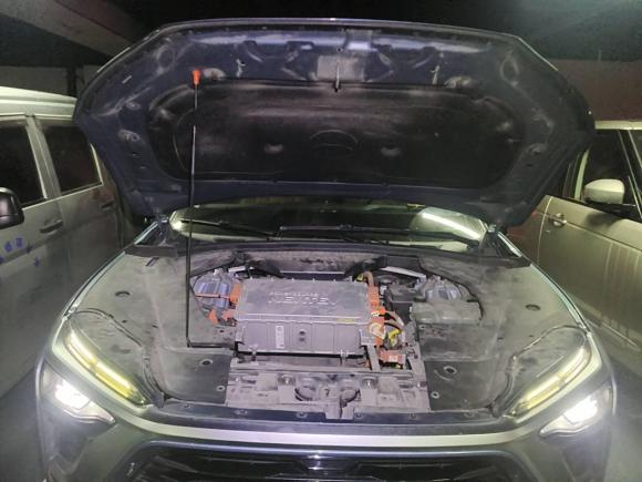 [深圳·粤B] 二手蔚来蔚来ES82018款 355KM 基准版 七座版