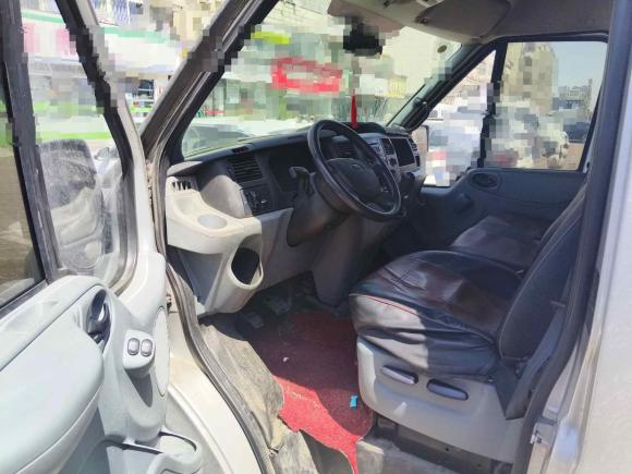 [南通·苏F] 二手福特新世代全顺2009款 2.4T柴油多功能型短轴中顶Duratorq