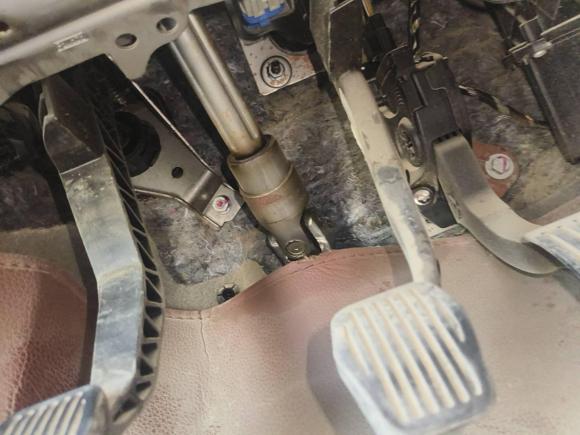 [济南·鲁A] 二手福特福克斯2012款 三厢 1.6L 手动舒适型