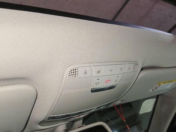 [上海·沪E] 二手奔驰奔驰C级2015款 C 200 L 4MATIC 运动版