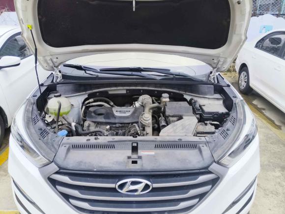 [南通·苏F] 二手现代途胜2015款 1.6T 双离合两驱智能型