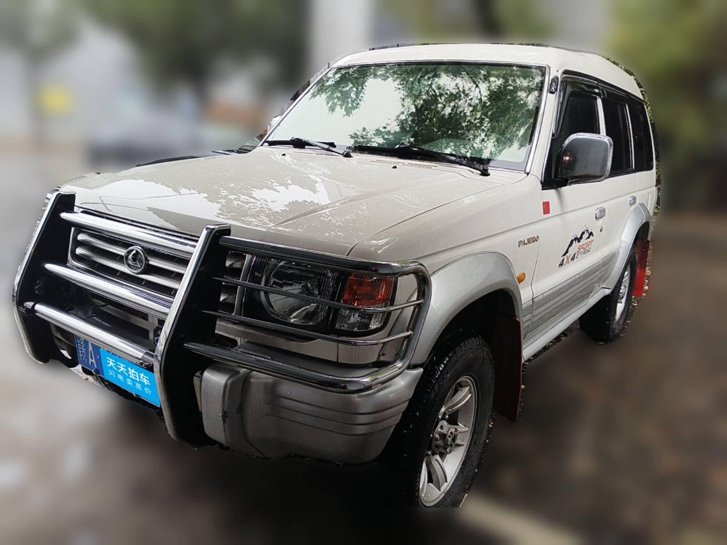 [南昌·赣A] 猎豹汽车黑金刚2013款 2.2L 手动四驱标准型