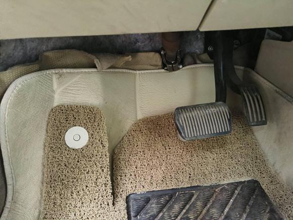 [西安·陕A] 二手福特福克斯2013款 三厢经典 1.8L 自动基本型