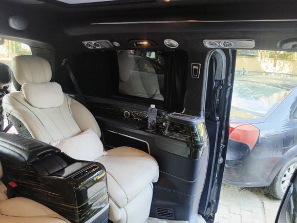 [南昌·赣A] 二手奔驰奔驰V级2018款 V 260 L 尊贵加长版 国VI