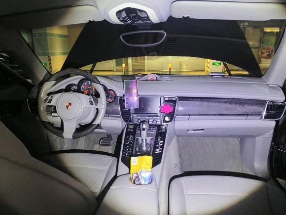 [深圳·粤B] 二手保时捷Panamera2010款 Panamera 4 3.6L