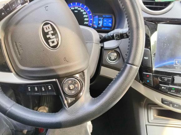 [上海·沪B] 二手比亚迪比亚迪S72015款 2.0T 升级版 自动尊贵型