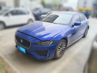 捷豹捷豹XEL2020款 2.0T 200PS R-DYNAMIC 青春运动版