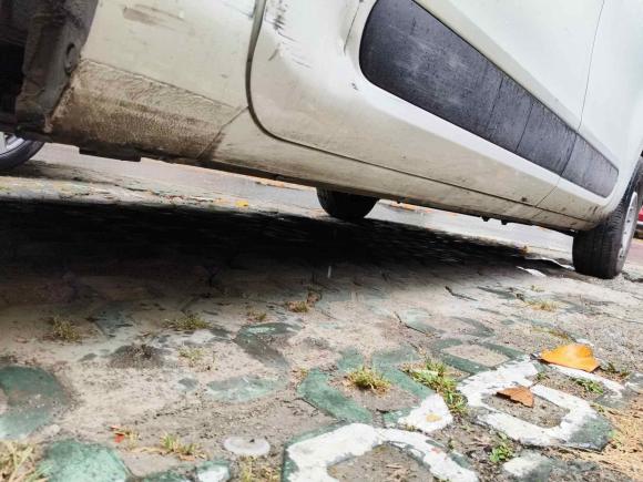 [上海·沪A] 二手上汽大通MAXUS大拿V12024款 V1 短轴低顶 多功能版（51kWh）