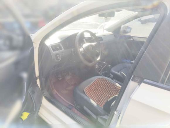 [西安·陕A] 二手大众桑塔纳2015款 浩纳 1.6L 手动风尚型