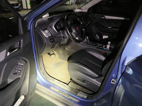 [杭州·浙A] 二手荣威荣威RX52016款 20T 两驱自动互联网智享版