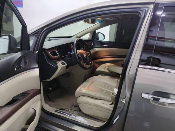 [上海·沪D] 二手别克别克GL82017款 25S 尊贵型 国V