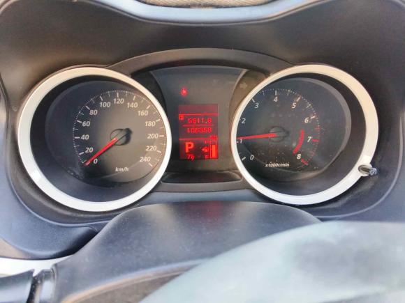 [上海·皖R] 二手三菱翼神2012款 经典 1.8L CVT黑白版