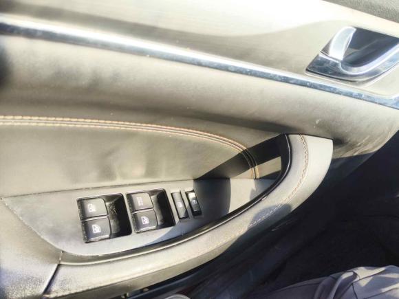 [上海·苏U] 二手长安逸动2019款 高能版 1.6L GDI 自动先锋型 国VI