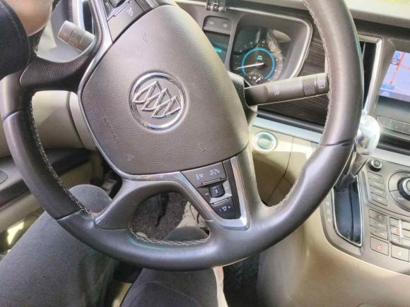 [上海·沪F] 二手别克别克GL82013款 3.0L XT豪华商务旗舰版