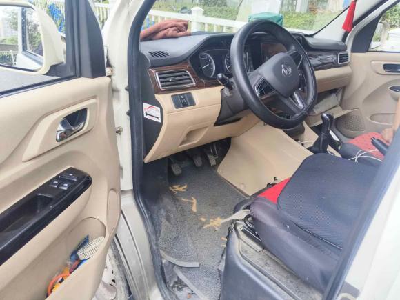 [上海·皖K] 二手长安跨越跨越星V72022款 1.6L汽油舒适型5座对开门DAM16KR