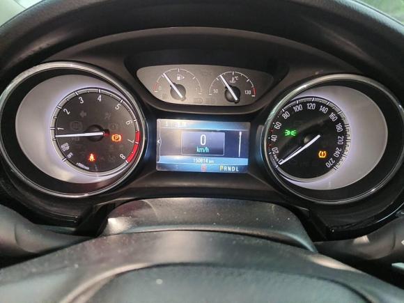 [杭州·浙A] 二手别克威朗2015款 三厢 20T 双离合精英型