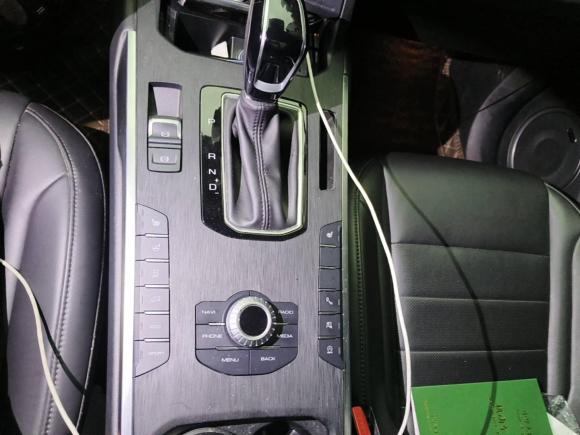 [成都·川A] 二手魏牌魏牌 VV52017款 2.0T 超豪型