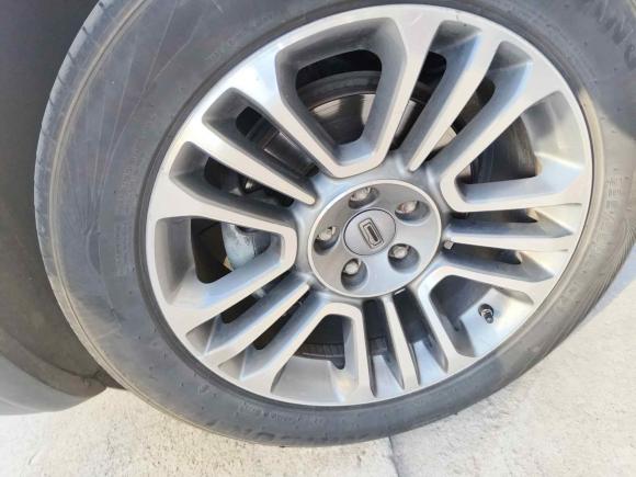 [济南·鲁A] 二手观致观致52018款 改款 1.6T 自动尊贵型