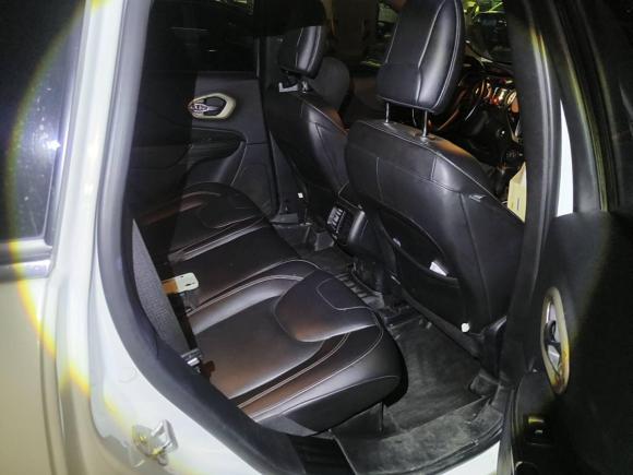 [合肥·皖A] 二手Jeep自由光2016款 2.4L 专业版