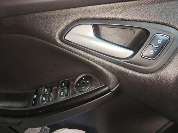 [宁波·浙B] 二手福特福克斯2018款 两厢经典 1.6L 自动风尚型智行版