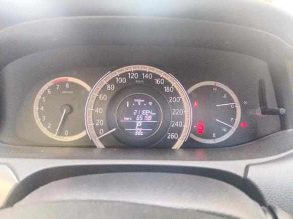 [深圳·粤B] 二手本田雅阁2015款 2.0L LX 舒适版