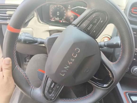 [上海·皖B] 二手领克领克02 Hatchback2021款 2.0TD Halo 驾控套件版